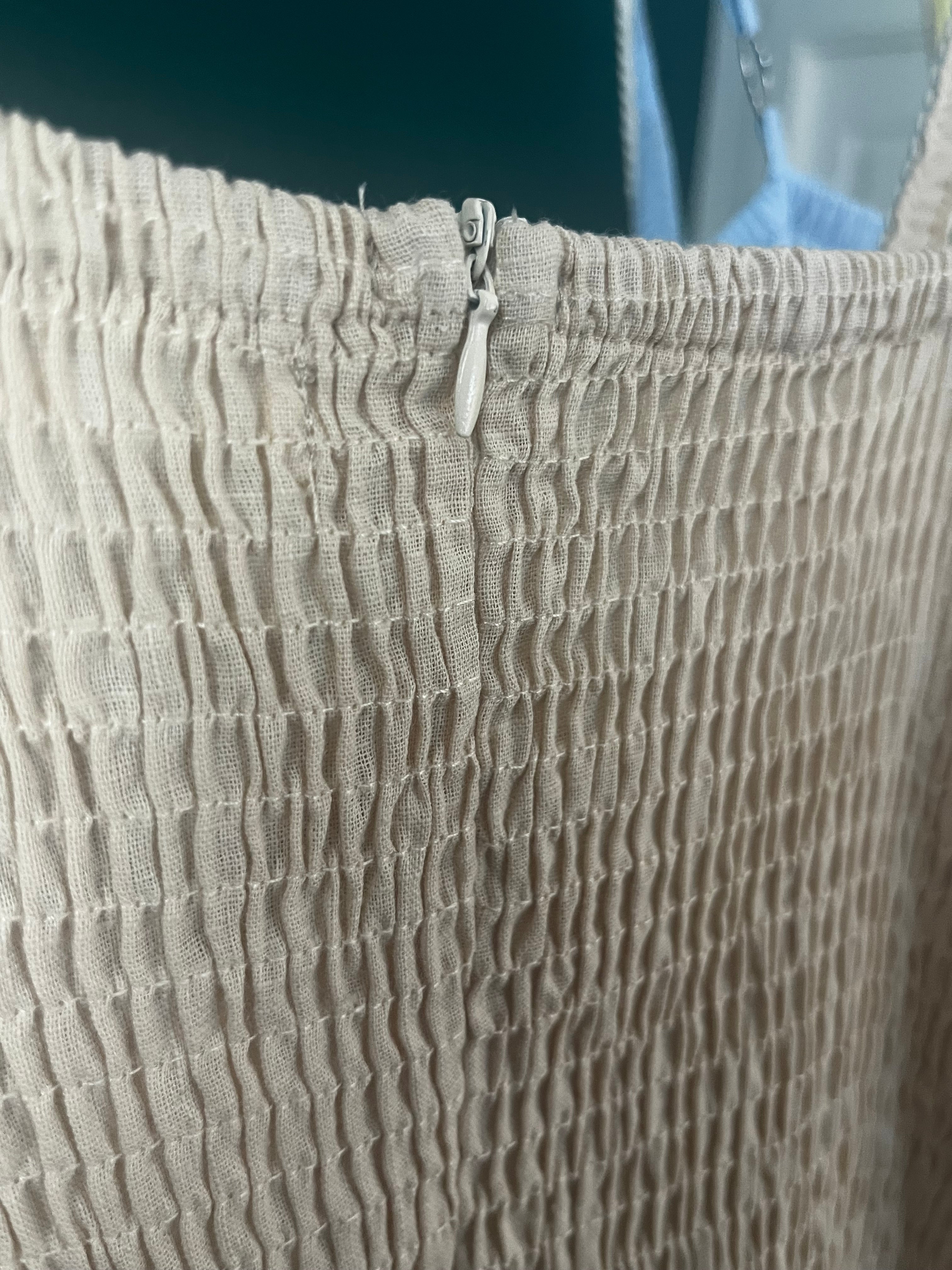 Vestito dettaglio corda