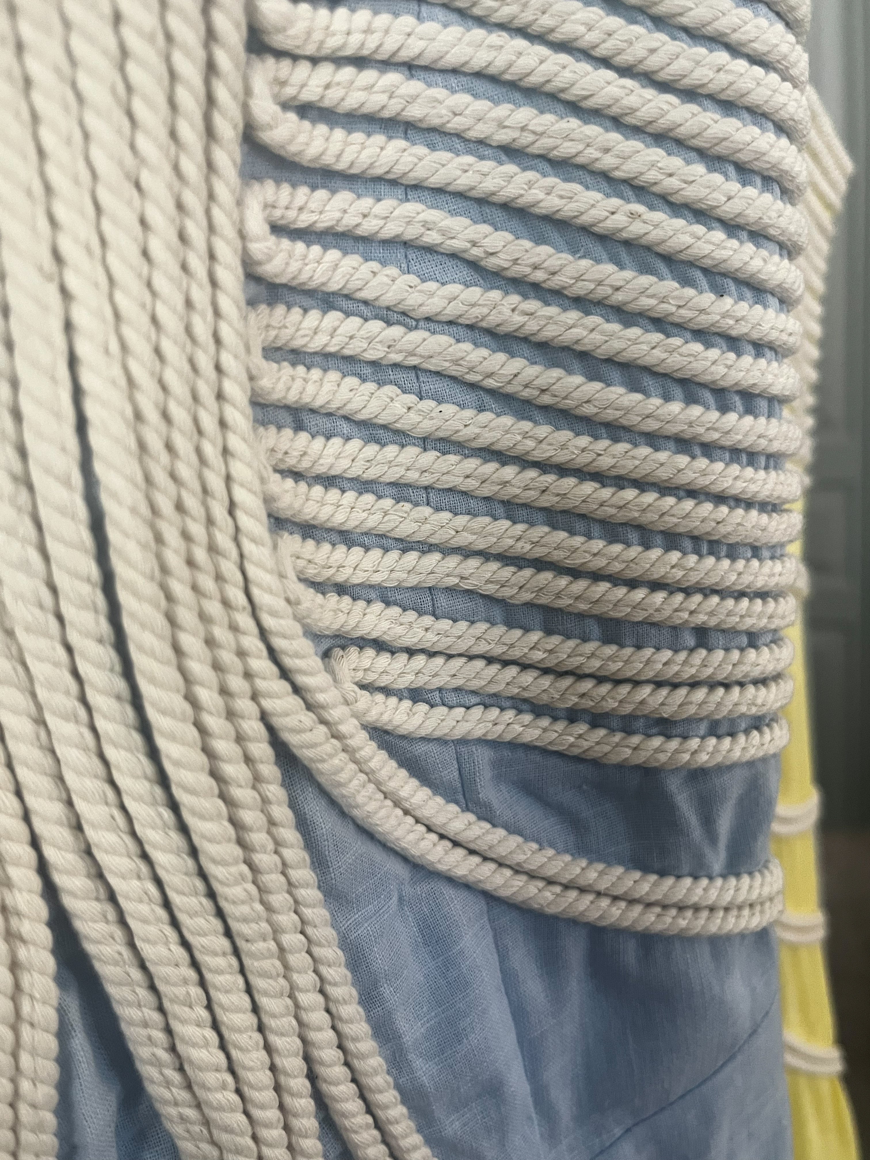 Vestito dettaglio corda